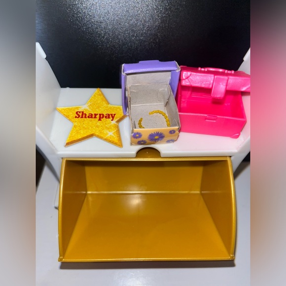 HSM Sharpay Evan’s closet - Picture 4 of 6